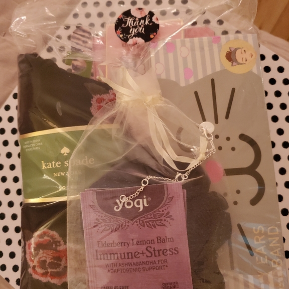 LOFT Black & Ivory Striking Blouse! 🦓🤍🖤🤍🖤🤍🖤🤍🦓 - Picture 9 of 12